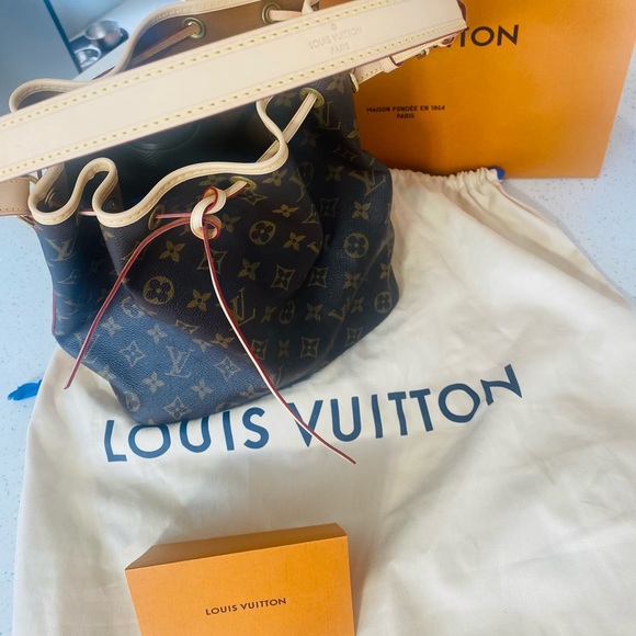 Authentic LV Monogram Canvas Noe- Stunning New Vachetta - Picture 12 of 17